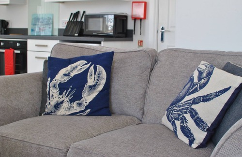 Pittenweem Apartment | May View: Family-Friendly Two Bedroom Apartment Awaits