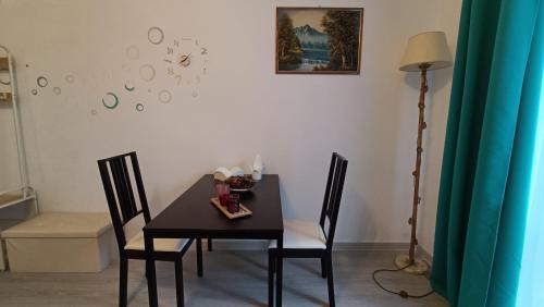 Marini House | Inviting Maya Guest House with Daily Breakfast Included