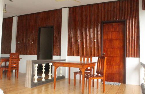 San Carlos City House | Pet-Friendly Maya Guest House on Scenic Sipaway Island