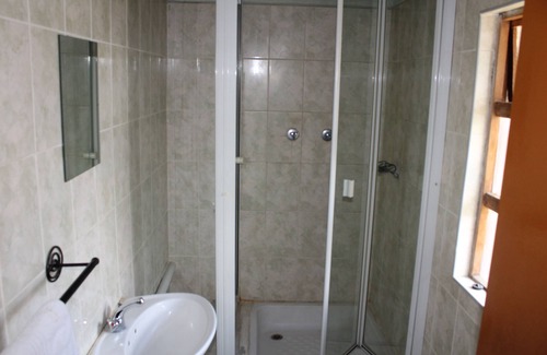 Nata House | Family-Friendly Maya Guest Inn with Breakfast & Kitchen Access