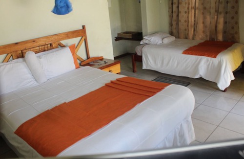 Nata House | Family-Friendly Maya Guest Inn with Breakfast & Kitchen Access