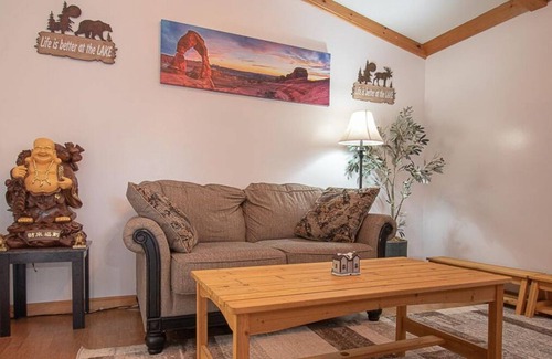 Alban Cottage | Maya Retreat - 4BR, Pet-Friendly Waterfront Cottage w/ Lots to Do