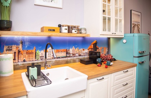 Gdansk City Center Apartment | Discover Maya's 62: Family-Friendly Hotel with Spa & Kitchen