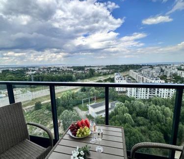 Nowy Port Apartment | Cozy Maya's Flats & Resorts: 3-Room Sea View Apartment