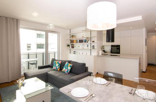 Gdansk City Center Apartment | Experience Maya's Flats & Resorts with Panoramic Views