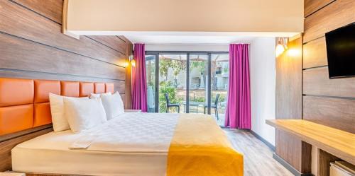 Akbuk Hotel | Relax at Maya World Didyma Hotel with Ocean View & Spa