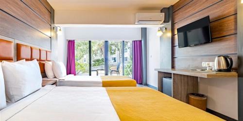 Akbuk Hotel | Relax at Maya World Didyma Hotel with Ocean View & Spa