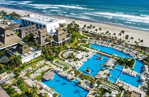 Diamante House | Explore Mayan Palace Acapulco: Pool, Spa & Family Fun
