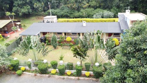 Nyeri Hotel | Cozy Mayas Suites: Family-Friendly with Onsite Dining