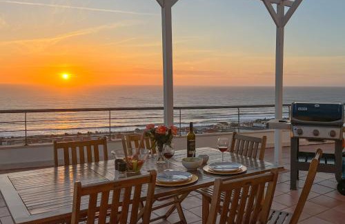 Ericeira Apartment | Unforgettable Views Await at Our 4-Star Family-Friendly Hotel