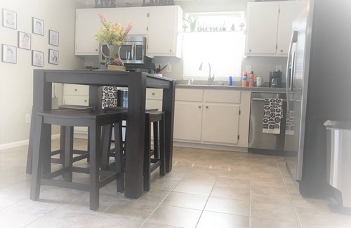 Mount Airy House | Ideal Mayberry Front Porch - Steps from Downtown Attractions
