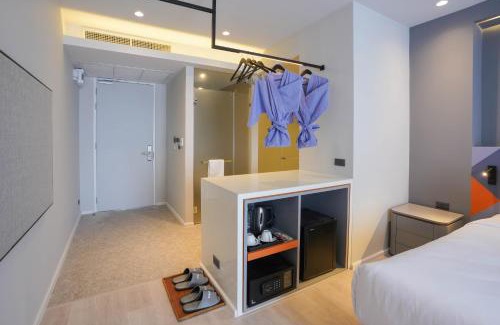 Phraek Sa Mai Hotel | Maybis Hotel