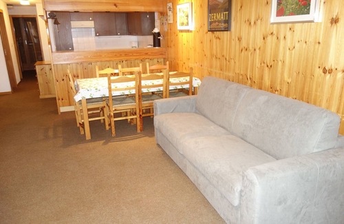 Les Mayens-de-Sion Apartment | Mountain Retreat at Mayens de l'Ours - Ideal for Families