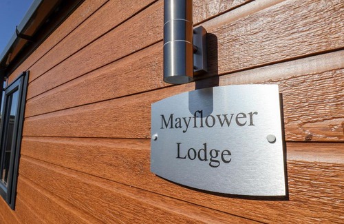 Runswick Bay House | Discover Mayflower Lodge: Pet-Friendly 4-Star Retreat