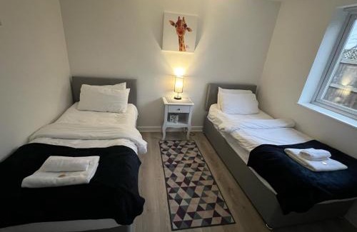 Beckingham Apartment | Family-Friendly Mayland Motel with Top Guest Ratings