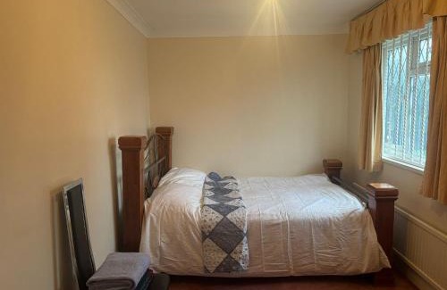 Stanford-le-Hope Villa | Maylands - Where Unforgettable Memories Await You