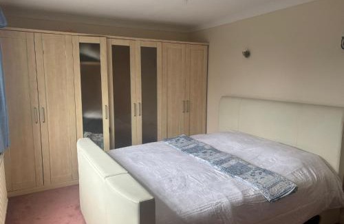 Stanford-le-Hope Villa | Maylands - Where Unforgettable Memories Await You