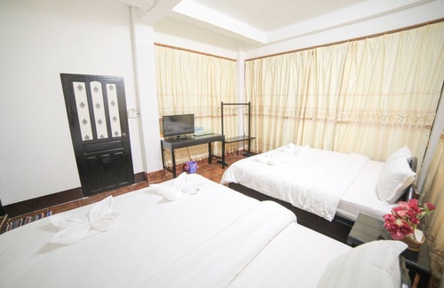 Vang Vieng House | Top-Rated Maylay Guesthouse: Family-Friendly & Accessible Stay