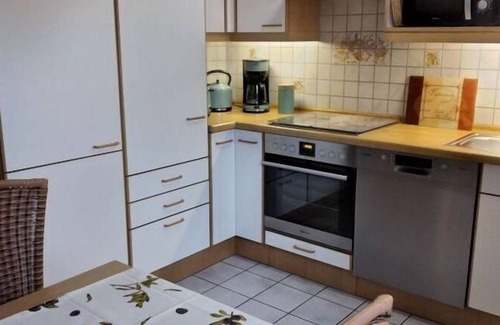 Gemarkung Oberdigisheim House | Inviting Mayntz´Albjuwel: Family-Friendly Holiday Retreat