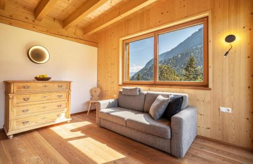 San Pancrazio Apartment | Family-Friendly Mayrhof Apartment Im Kirschgarten - 9.3/10 Rating