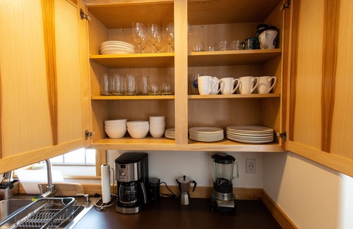 Winthrop Cabin | Experience Mazama Mountain Hideaway: Your Adventure Hub!