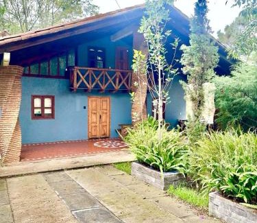 Mazamitla Ski Chalet | Discover Cabaña en Mazamitla - Jade: Pet & Child Friendly!