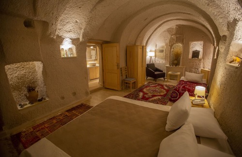 Uchisar Hotel | Explore Maze Of Cappadocia: Guest Rated 9.8/10 with Top Amenities