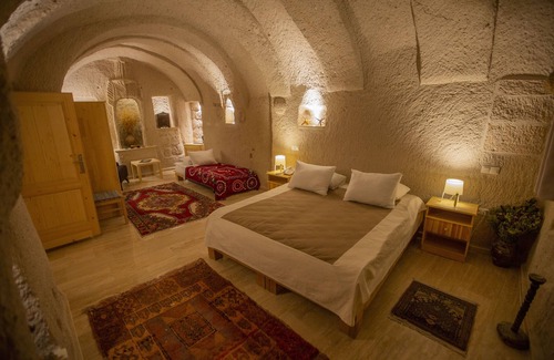 Uchisar Hotel | Explore Maze Of Cappadocia: Guest Rated 9.8/10 with Top Amenities