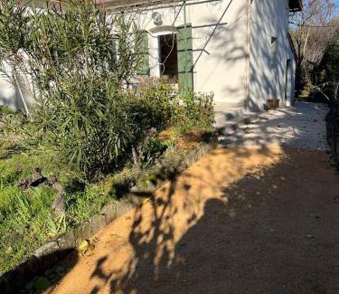 Ales Apartment | Kid-Friendly Retreat at Mazet Chantilly - Guest Rated 9.7/10