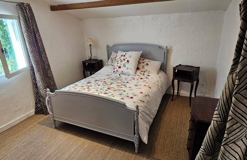 Saint-Cezaire-sur-Siagne Other | Relax at Mazet: Enjoy Pool Access and Kitchen Amenities
