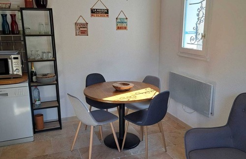 Maussane House | Inviting Mazet Retreat with Pool and Spa in Alpilles