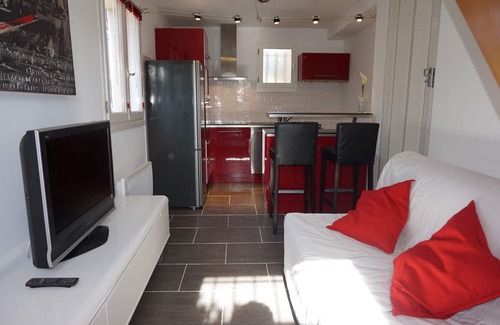 La Nartelle Apartment | Ideal Mazet in Sainte-Maxime with Pool and Ocean Views