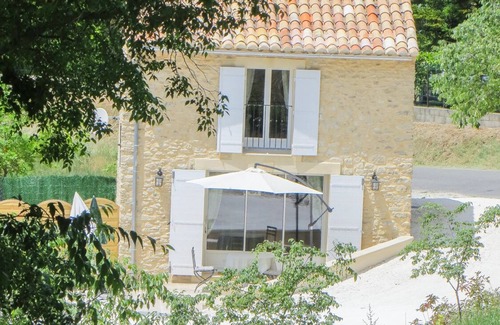 La Roque-sur-Pernes House | Recently Renovated Mazet in the Heart of Provence