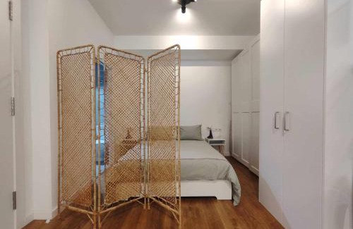 Mataro Apartment | Stylish Mazi Apartments Loft: 4-Star Family Retreat
