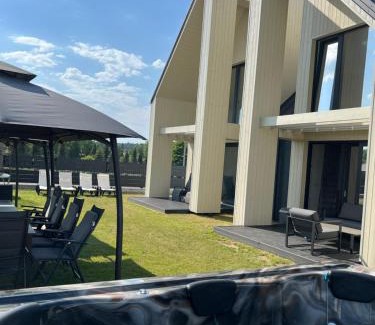 Goldap Apartment | Experience Mazurskie Niebo with Oceanfront Amenities
