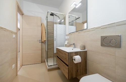 Mazzeo House | Beachfront Mazzeo House: Pet-Friendly with Ocean Views