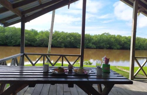 Aceh Singkil Hotel | Pet-Friendly MB Camp Singkil with Oceanfront Views