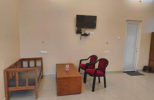 Malihabad Hotel | Mb Garden and Resort