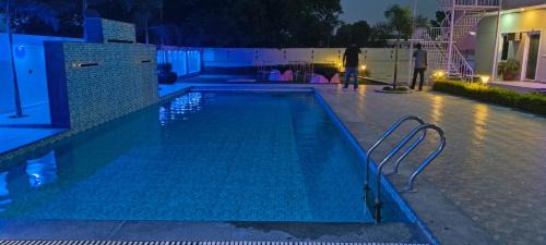 Malihabad Hotel | Mb Garden and Resort