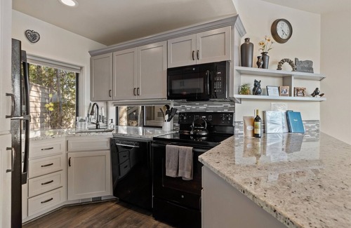 Century West House | Unwind at MBV 511 | Mt Bachelor Village Resort Retreat