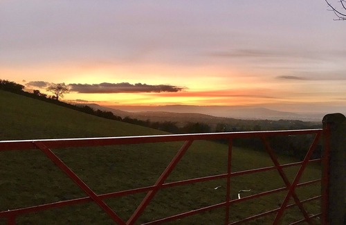 Newry Cottage | Unforgettable Stay at Mc Courts Cottage, Mourne Mountains