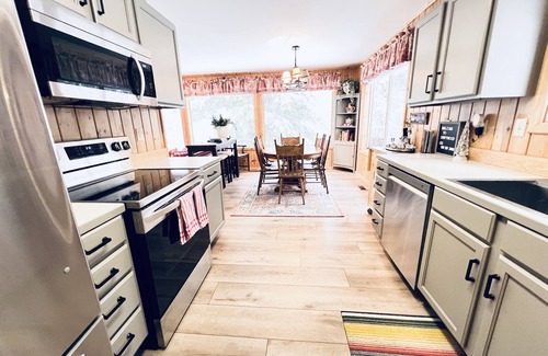 McCall Cabin | Pet-Friendly McCall Ski Cabin with Vintage Flair & Amenities