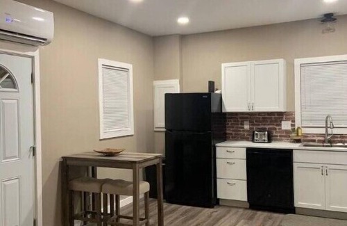 Jerseyville House | Premier McClusky Trail Guesthouse near Jerseyville & Alton