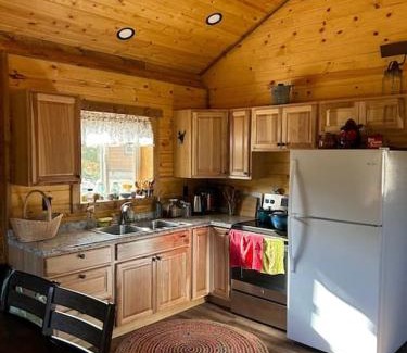 Gardiner House | Cozy McDonald Cabin #1 Adjacent to Yellowstone Park