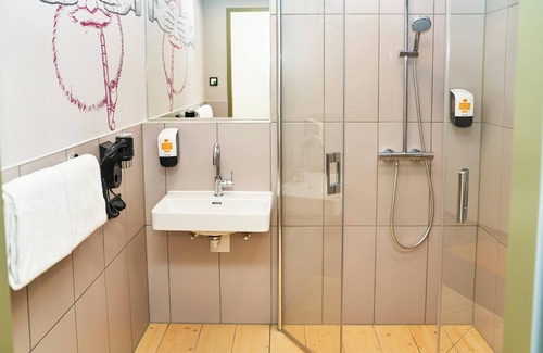 Eching Hotel | Convenient Stay at McDreams Hotel München-Airport