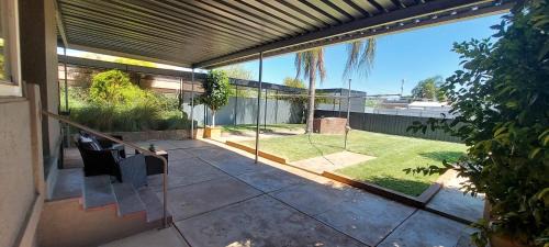 Broken Hill House | McGowen st accommodation
