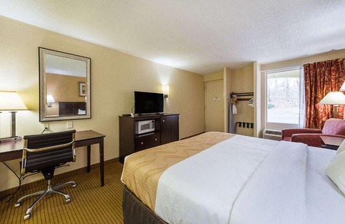 Media Hotel | Pet-Friendly Getaway at McIntosh Inn with Family Amenities