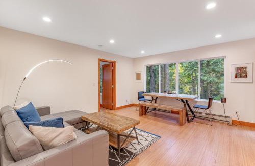 Eastsound House | Relax at McKinnis Hill Cabin - Pet and Child Friendly Retreat