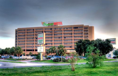 Beaumont Hotel | Elegant MCM Eleganté Hotel & Conference Center Awaits You