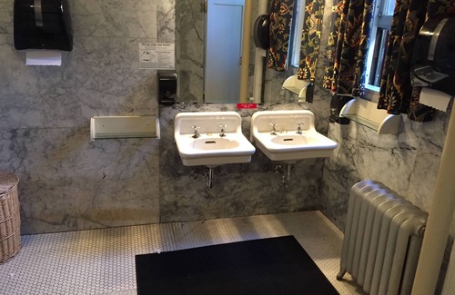 Forest Grove Hotel | Discover McMenamins Grand Lodge: Pool, Spa & Family Fun